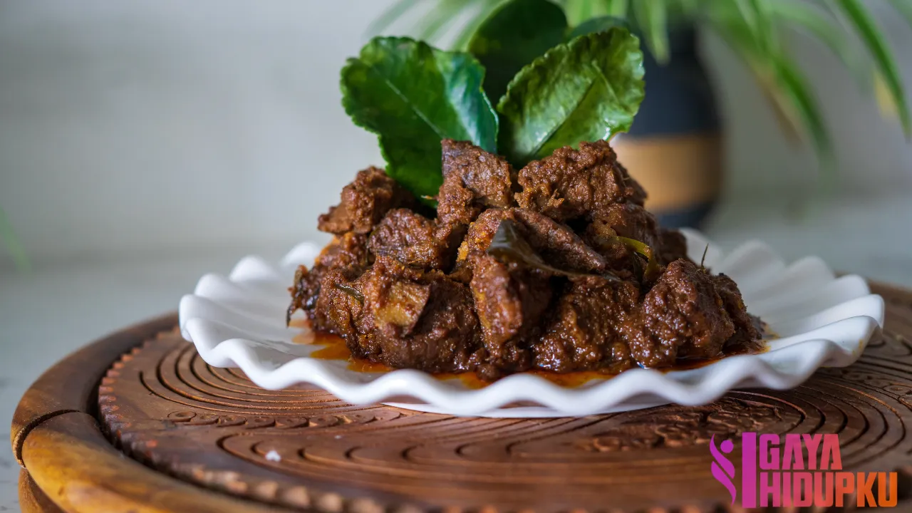 Resep Rendang Daging Sapi Empuk Bumbu Medok Warisan Minang
